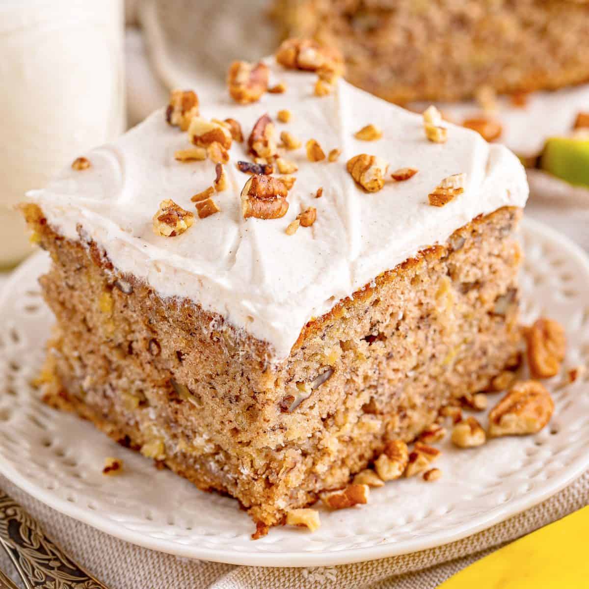 The Ultimate Southern Hummingbird Cake: Moist, Tropical & Beloved